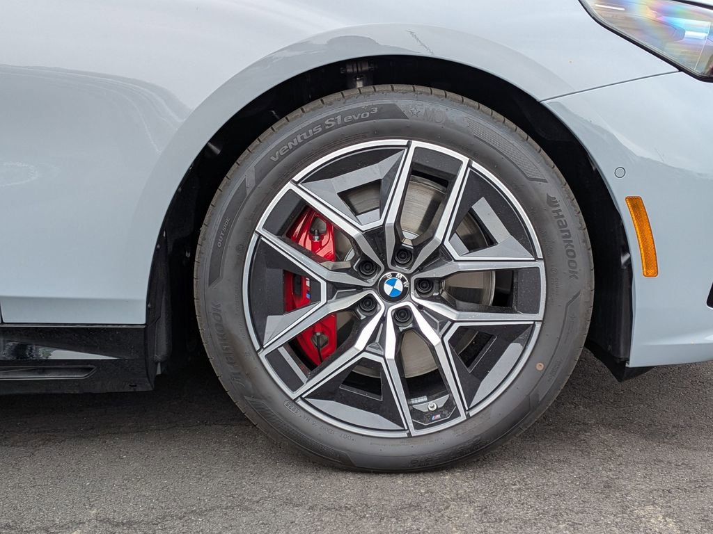 New 2025 BMW i5 M60 image 29