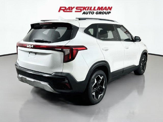 Used 2024 Kia Seltos EX FWD image 7
