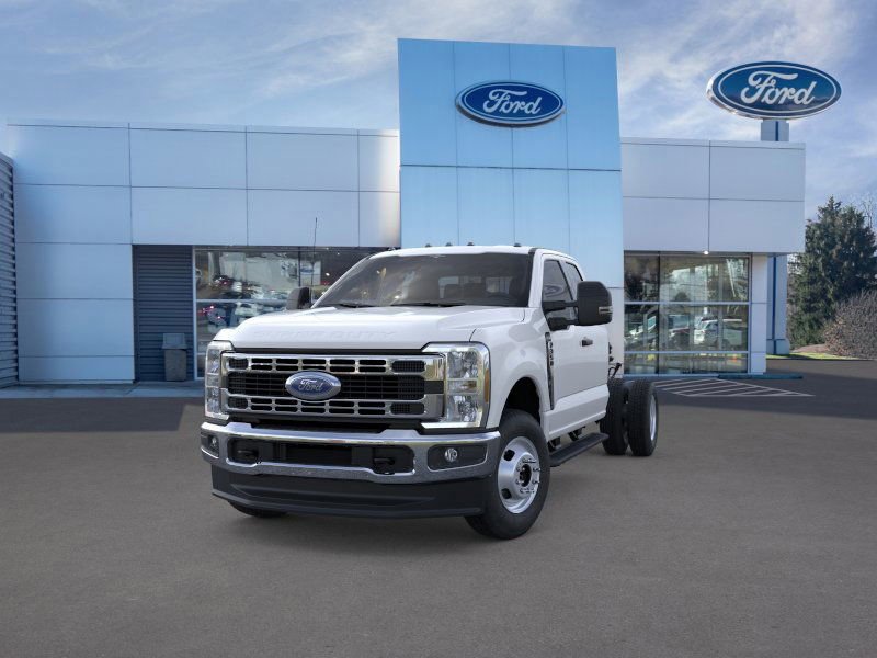 New 2026 Ford F350 XL w/ XL Chrome Package image 2
