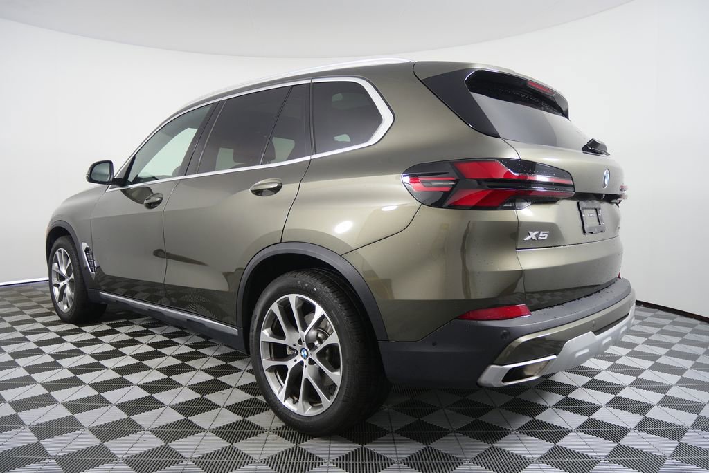 Used 2026 BMW X5 xDrive40i image 5