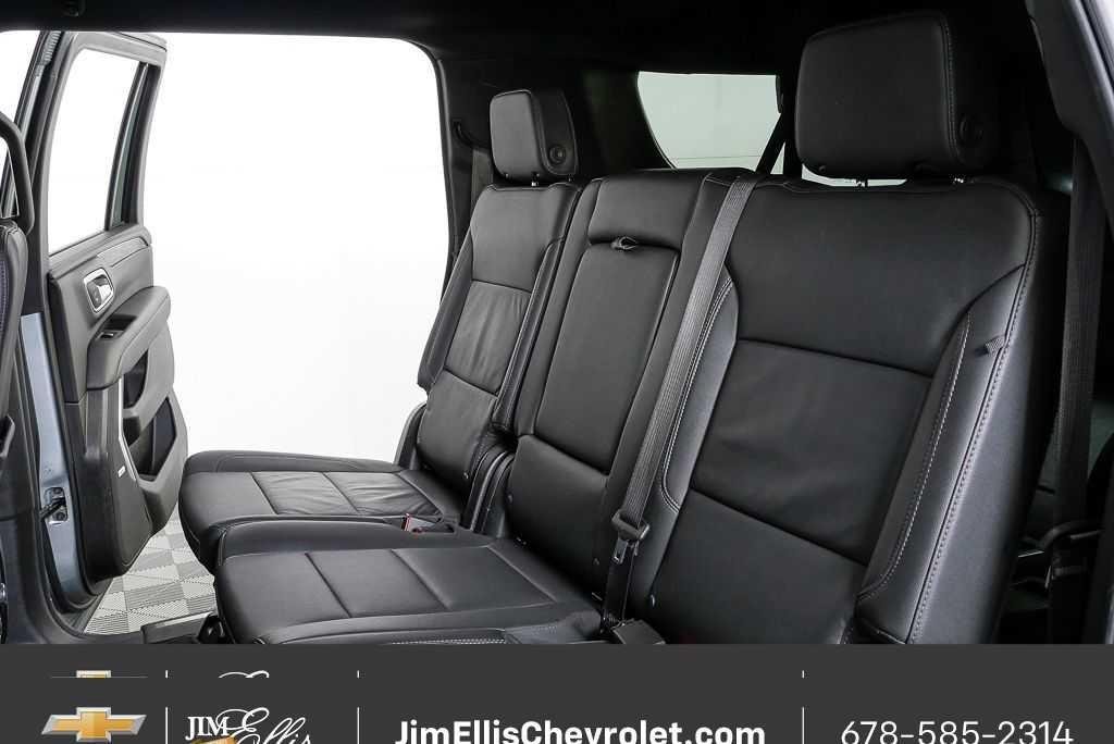 Certified 2024 Chevrolet Suburban LT RWD image 21