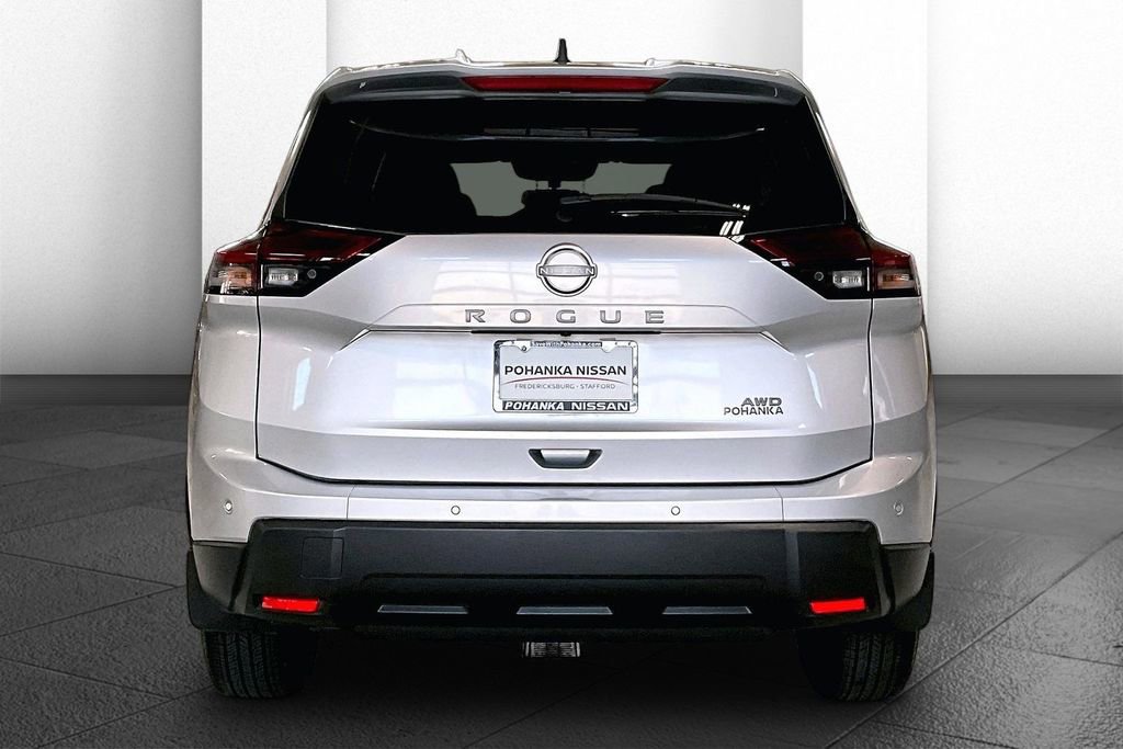 Certified 2025 Nissan Rogue S image 3