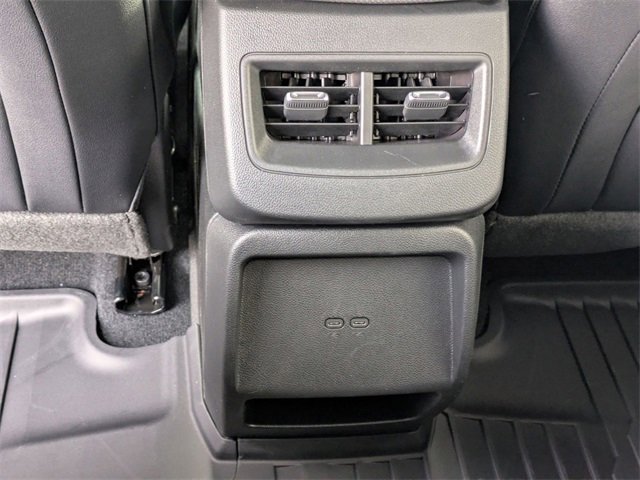 New 2026 Chevrolet Equinox EV LT image 29