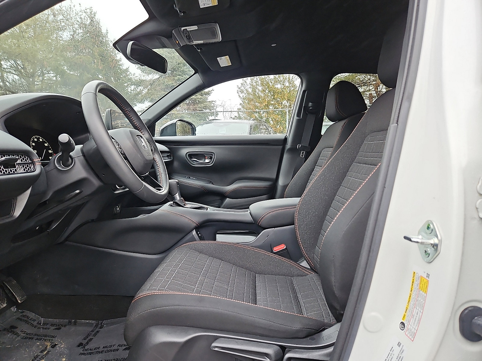 Used 2024 Honda HR-V Sport image 15