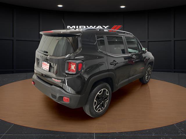 Used 2015 Jeep Renegade Trailhawk w/ Safety & Security Group I image 4