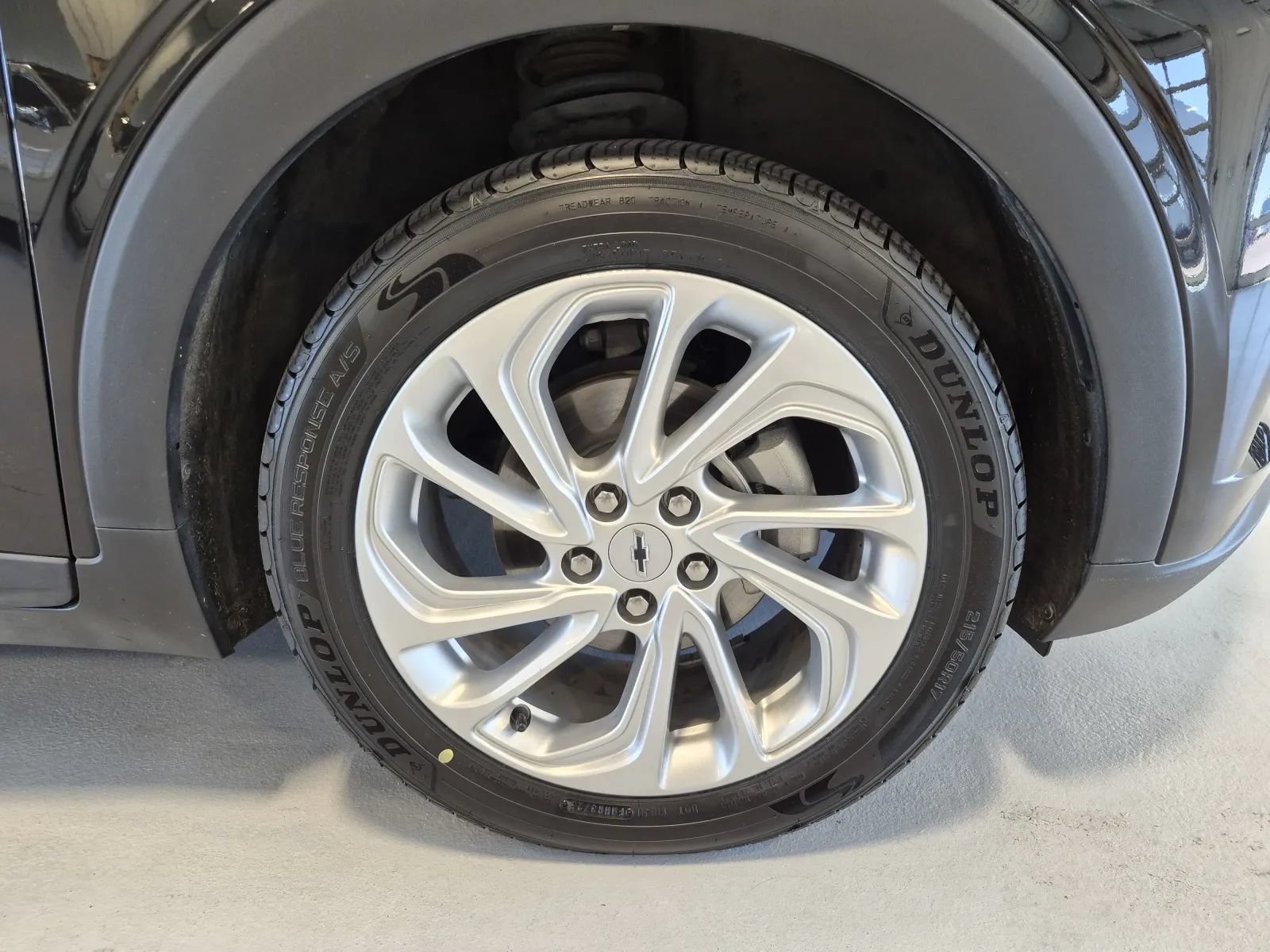 Used 2023 Chevrolet Bolt EUV LT w/ Comfort Package FWD image 36
