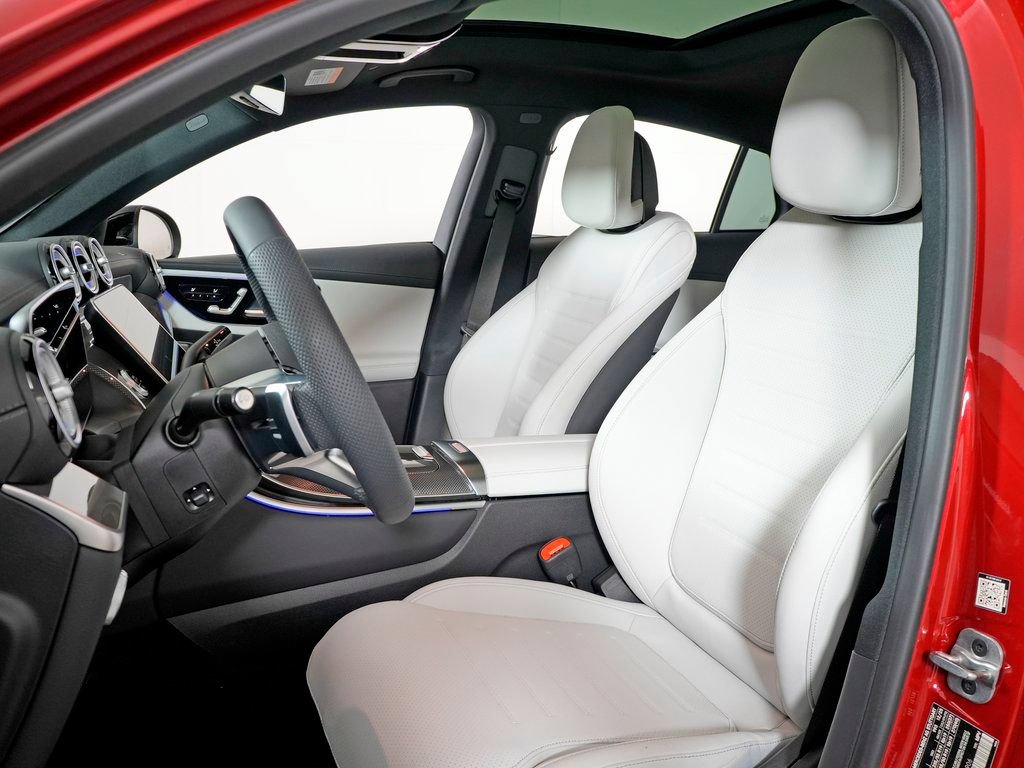 Certified 2026 Mercedes-Benz GLC 300 4MATIC image 13