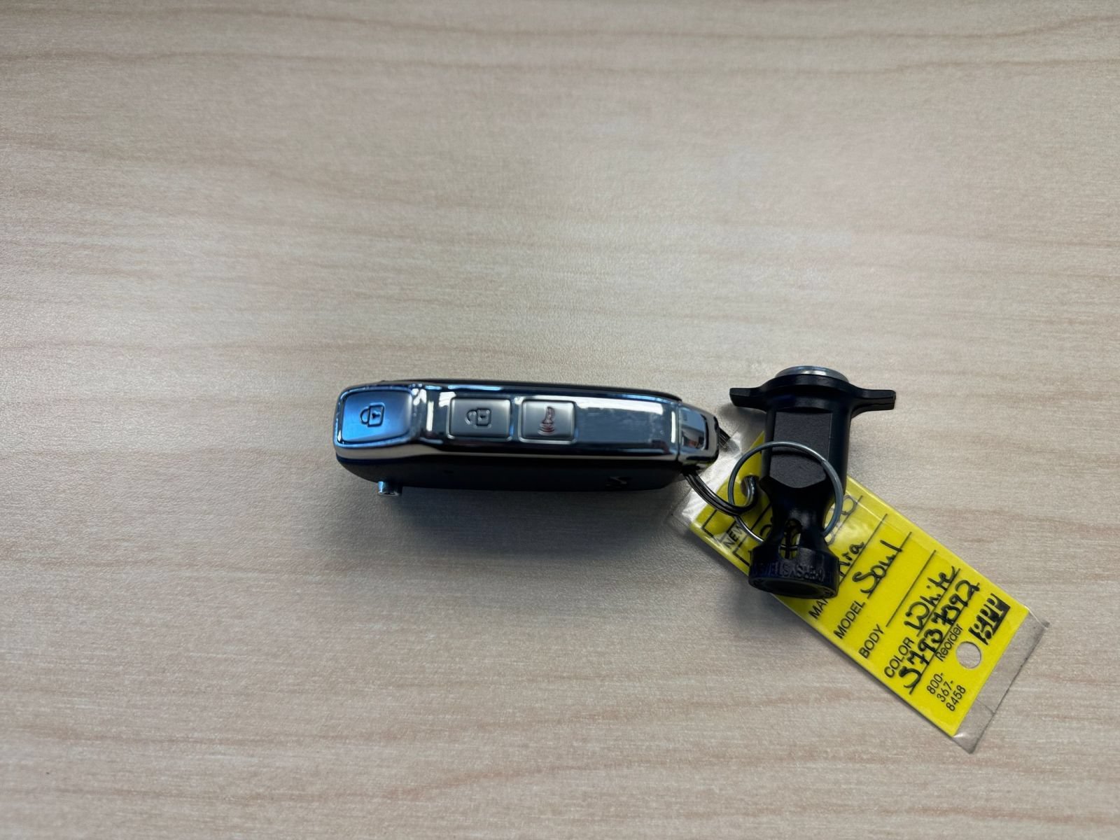 Used 2025 Kia Soul LX w/ LX Technology Package FWD image 21