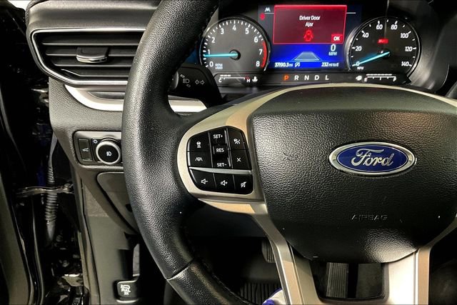 Used 2023 Ford Explorer XLT w/ Equipment Group 202A image 18