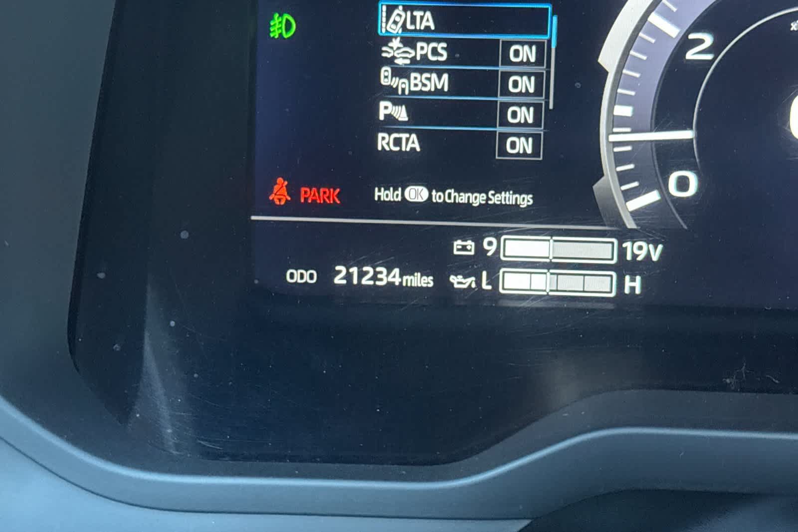 Used 2024 Toyota Tundra Limited AWD/4WD image 29