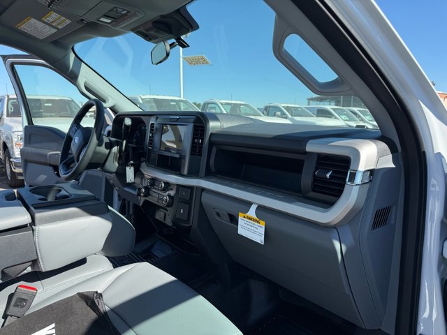 New 2026 Ford F250 XL w/ XL Chrome Package image 24