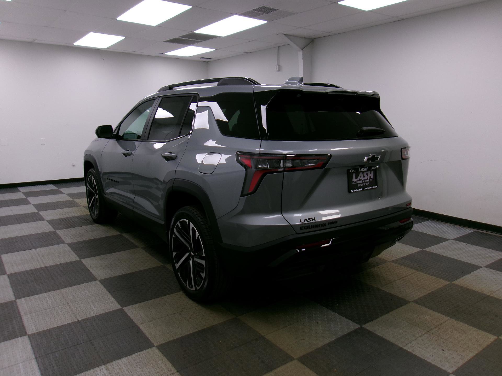 New 2026 Chevrolet Equinox RS w/ Convenience Package III image 2