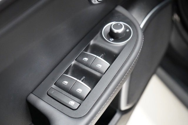 Used 2022 Alfa Romeo Giulia Ti image 19