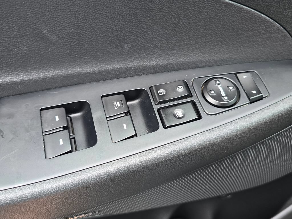 Used 2017 Hyundai Tucson SE Plus FWD image 24