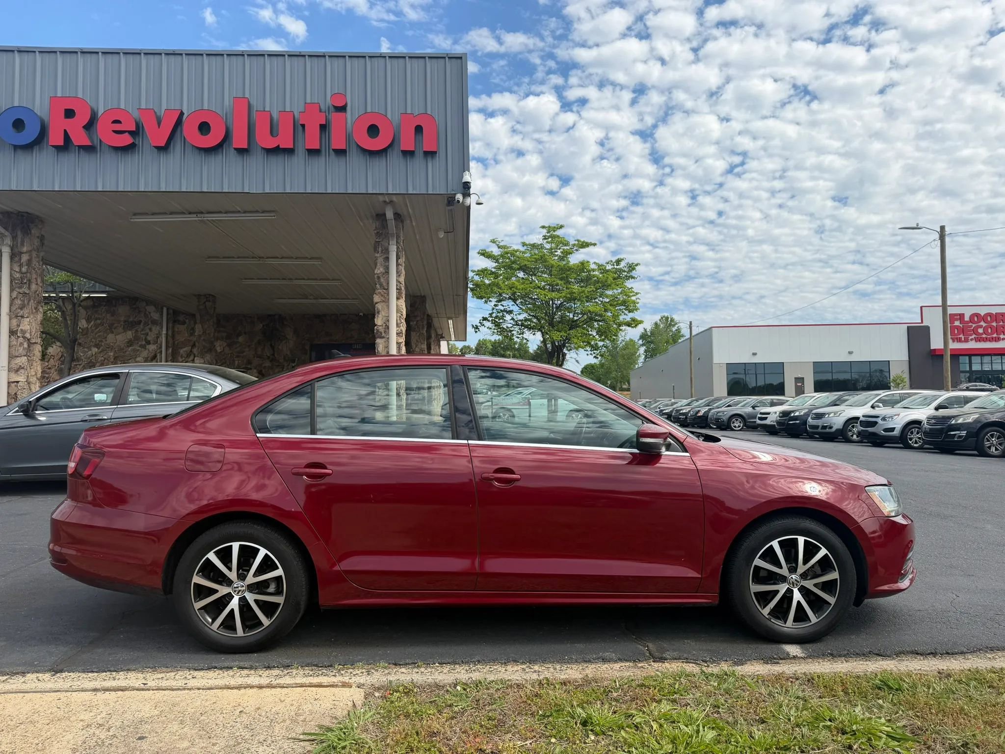 Used 2017 Volkswagen Jetta SE FWD image 8