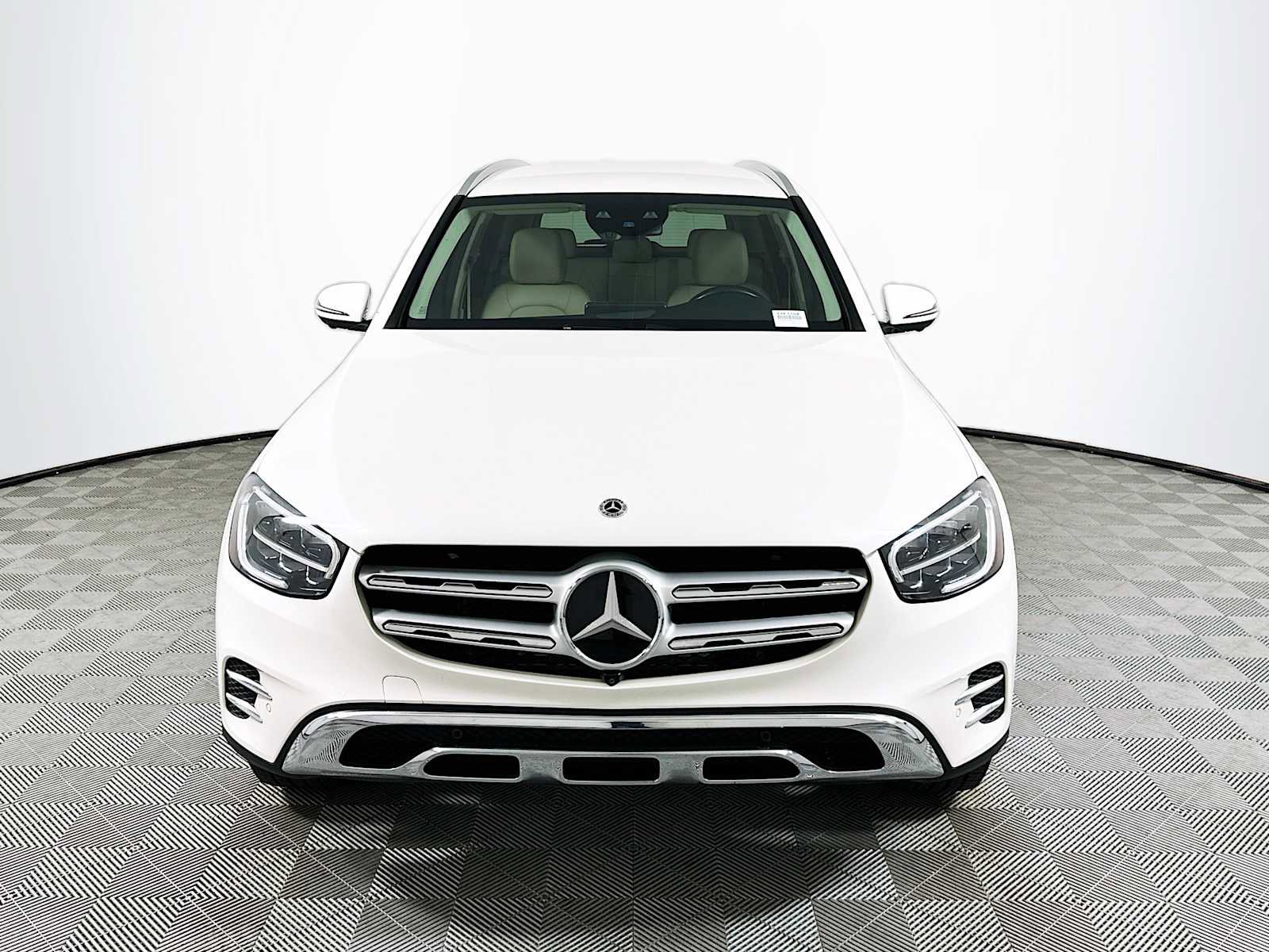 Used 2021 Mercedes-Benz GLC 300 GLC 300 image 2