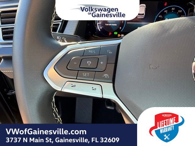 Used 2025 Volkswagen Atlas Cross Sport SE image 23