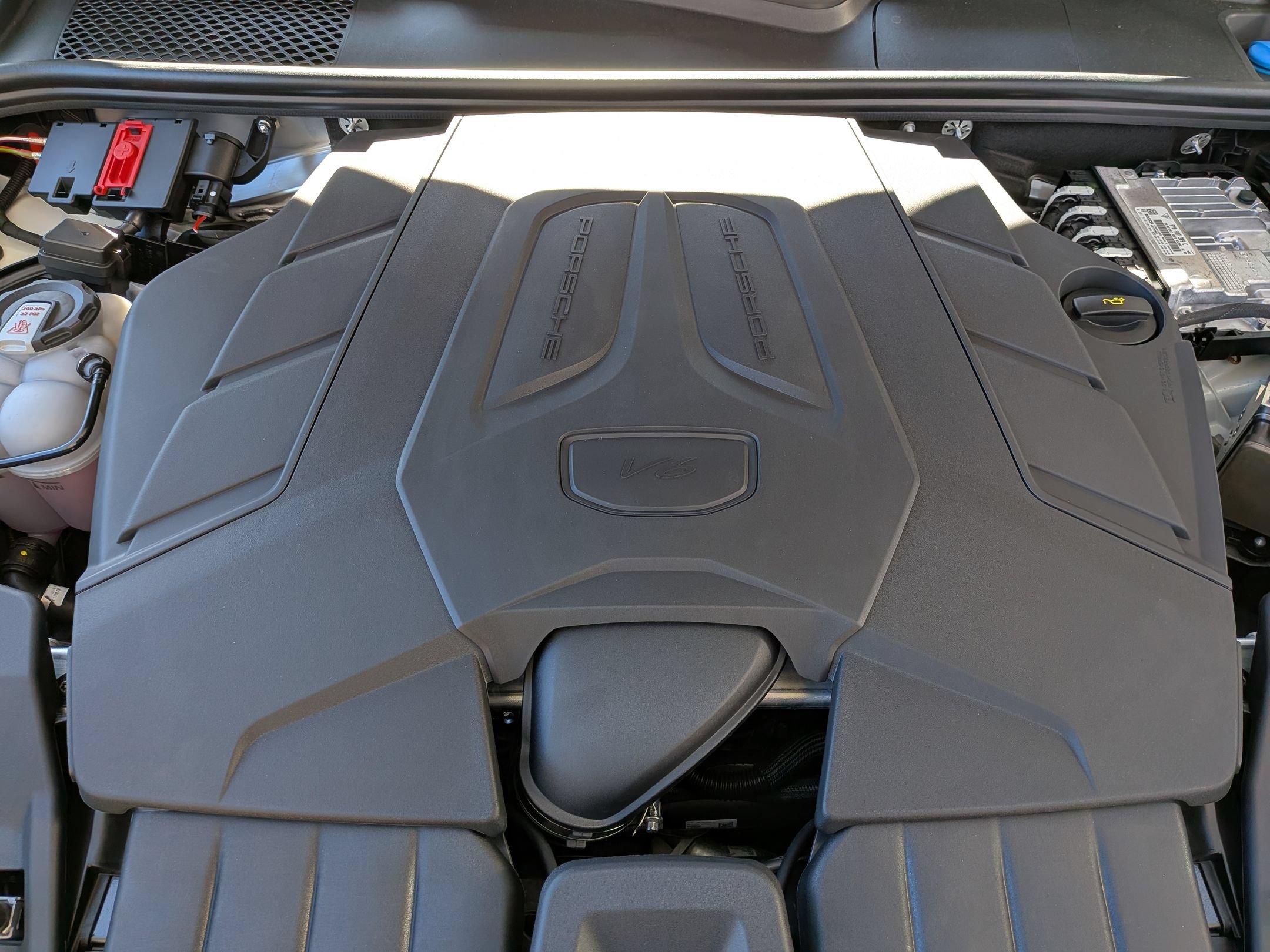 New 2026 Porsche Cayenne Coupe AWD/4WD image 37