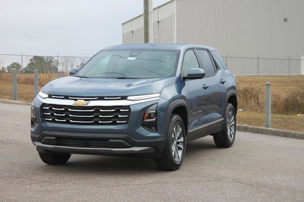 New 2026 Chevrolet Equinox LT w/ Convenience Package II image 2