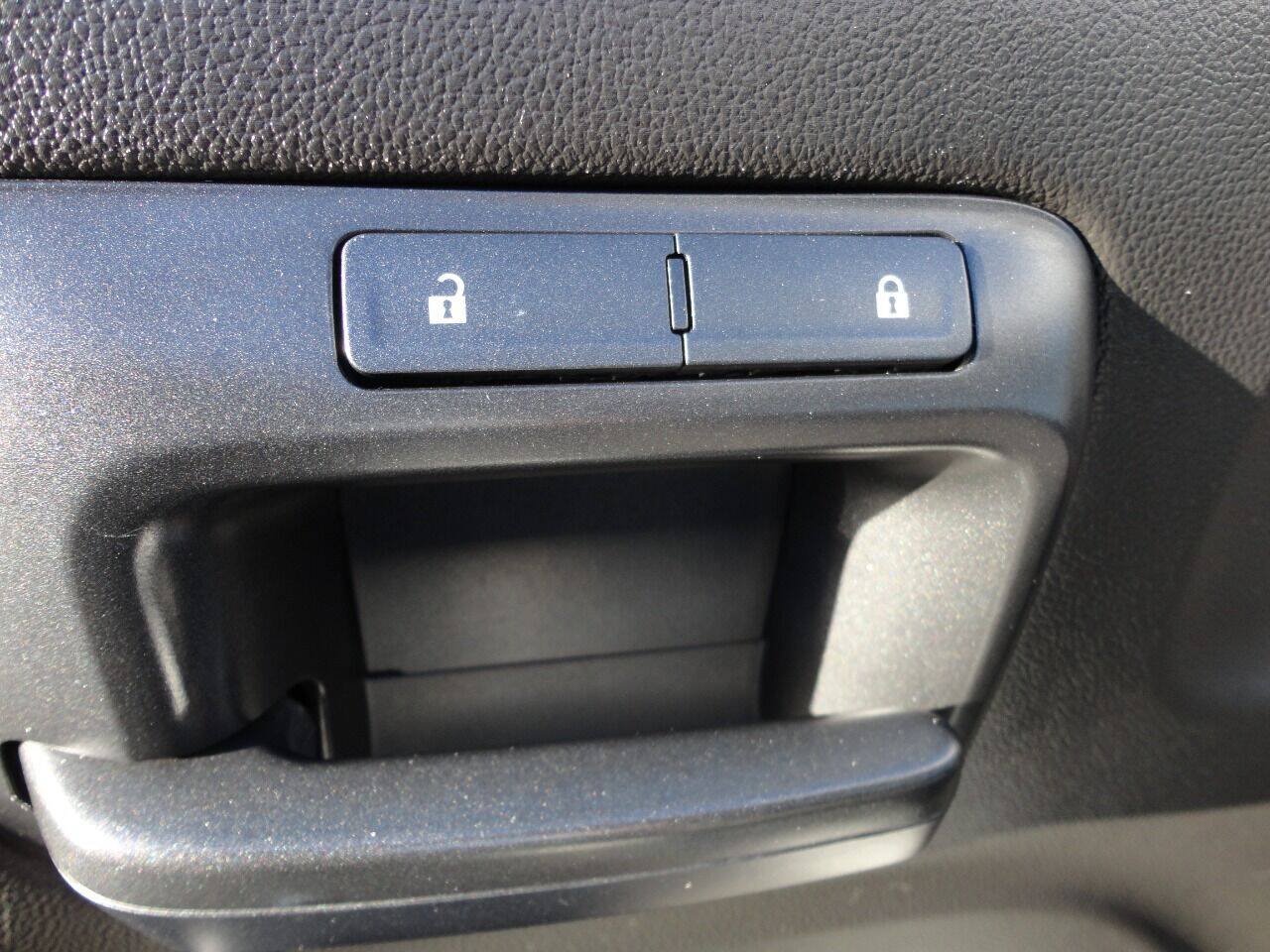 Used 2016 GMC Sierra 1500 2WD Regular Cab image 13