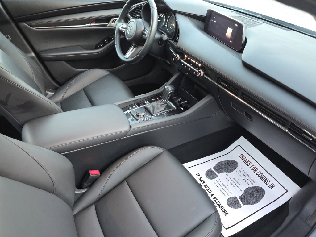 Used 2019 MAZDA MAZDA3 Sedan w/ Preferred Package FWD image 18