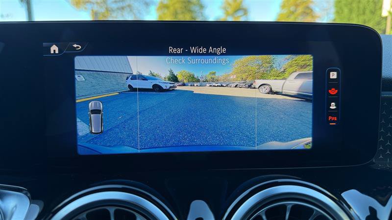 Used 2024 Mercedes-Benz EQB 250+ image 42