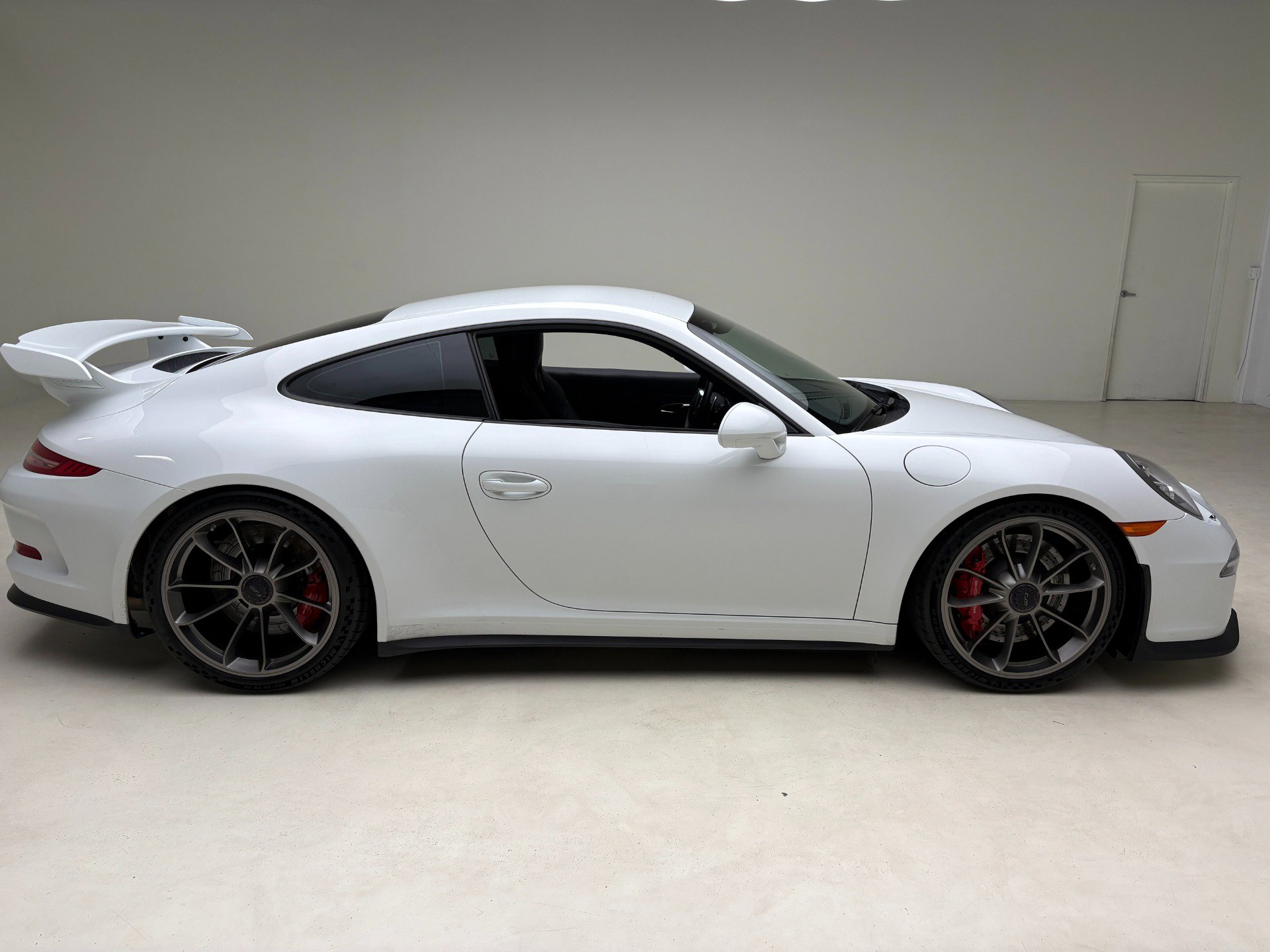 Used 2015 Porsche 911 GT3 RWD image 10