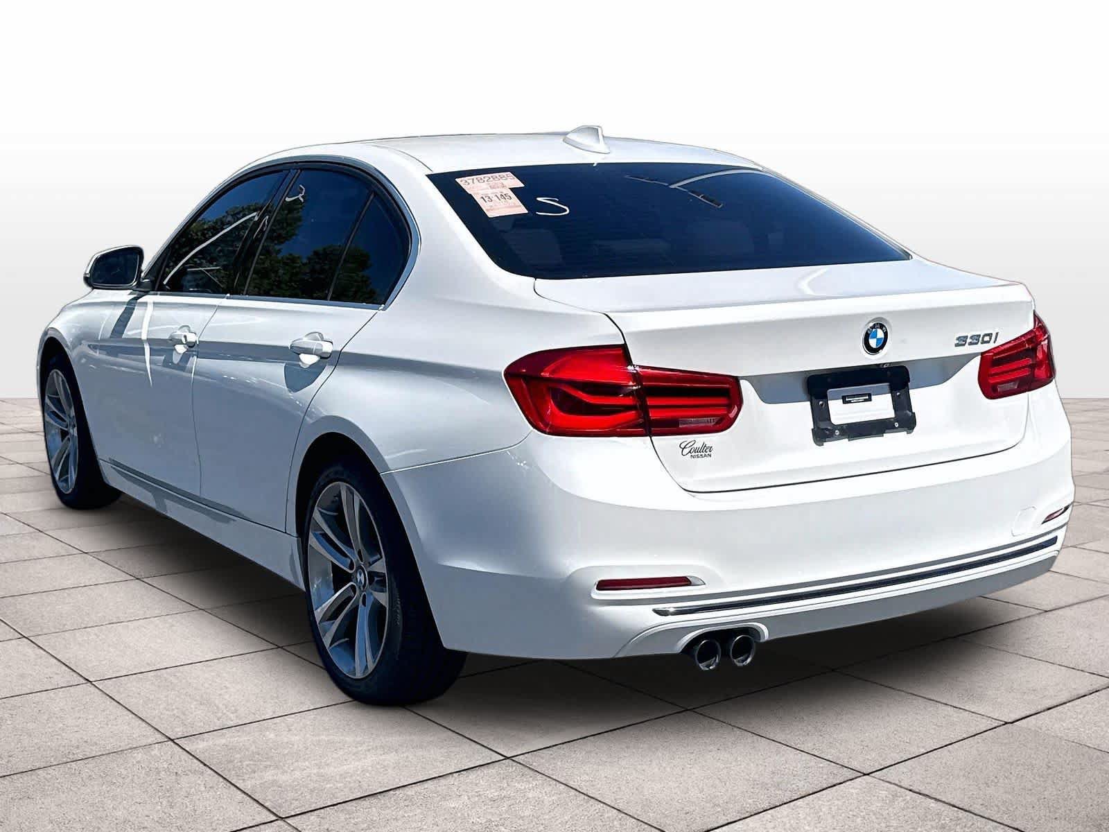 Used 2018 BMW 330i Sedan w/ Convenience Package RWD image 7