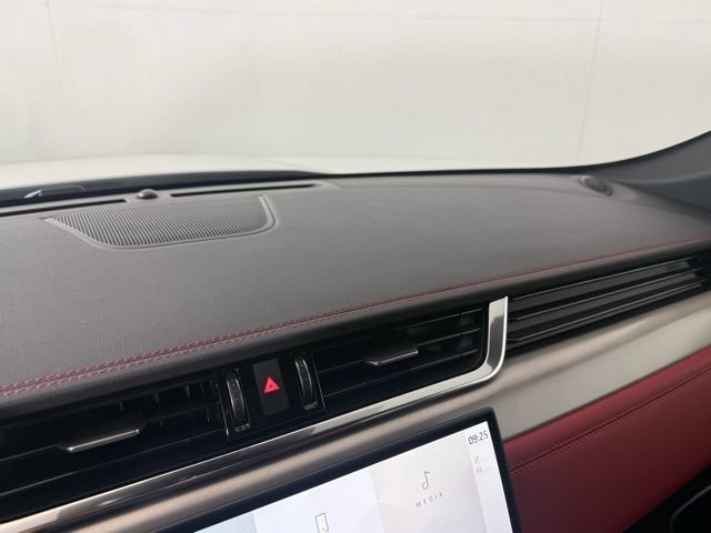 New 2026 Jaguar F-PACE R-Dynamic S AWD/4WD image 33