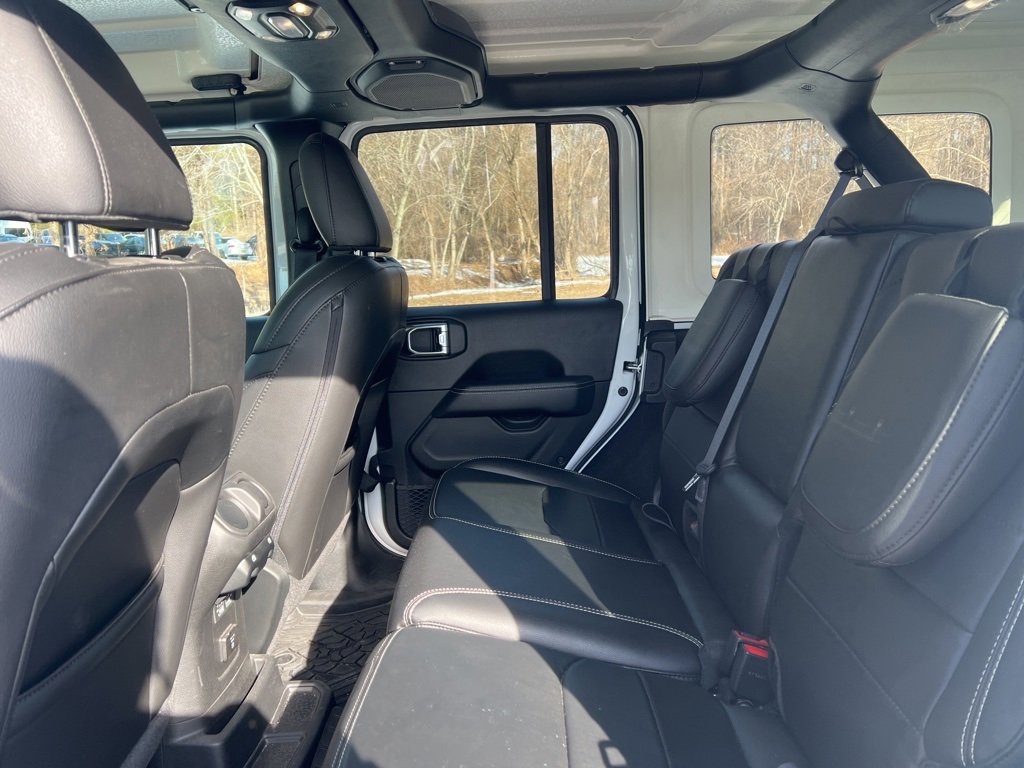 Certified 2023 Jeep Wrangler Unlimited Sahara w/ Cold Weather Group image 9