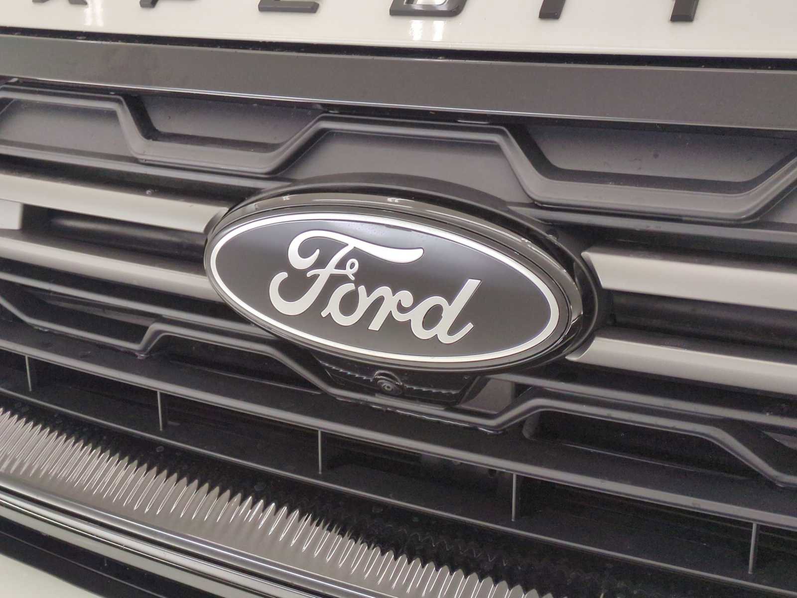 Used 2025 Ford Expedition Tremor AWD/4WD image 11