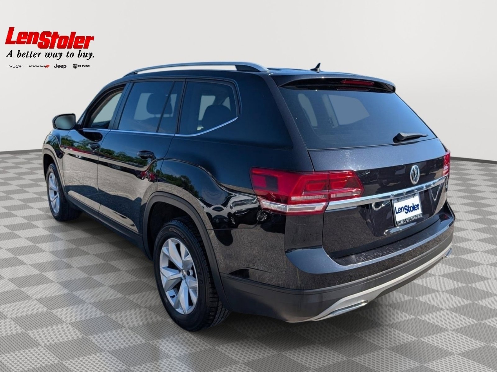 Used 2018 Volkswagen Atlas S FWD image 3