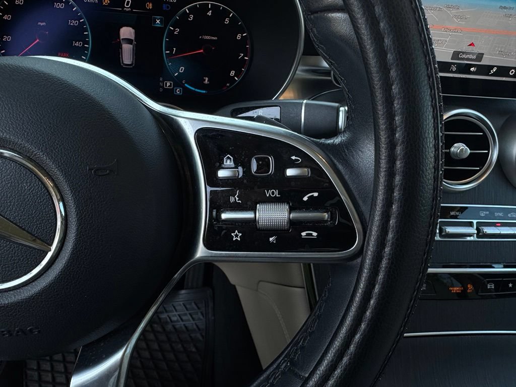 Used 2020 Mercedes-Benz GLC 300 4MATIC image 26
