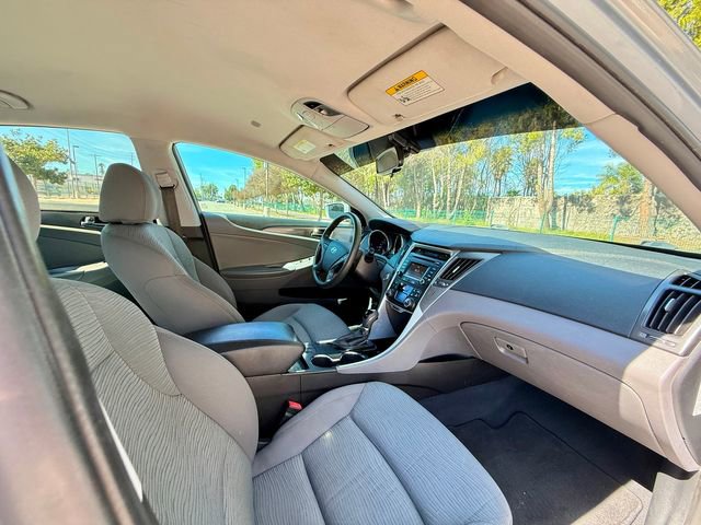 Used 2015 Hyundai Sonata Hybrid FWD image 28