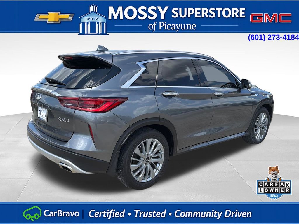 Used 2023 INFINITI QX50 Luxe FWD image 6