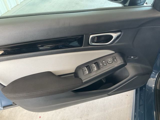 Certified 2025 Honda Civic Sport image 5