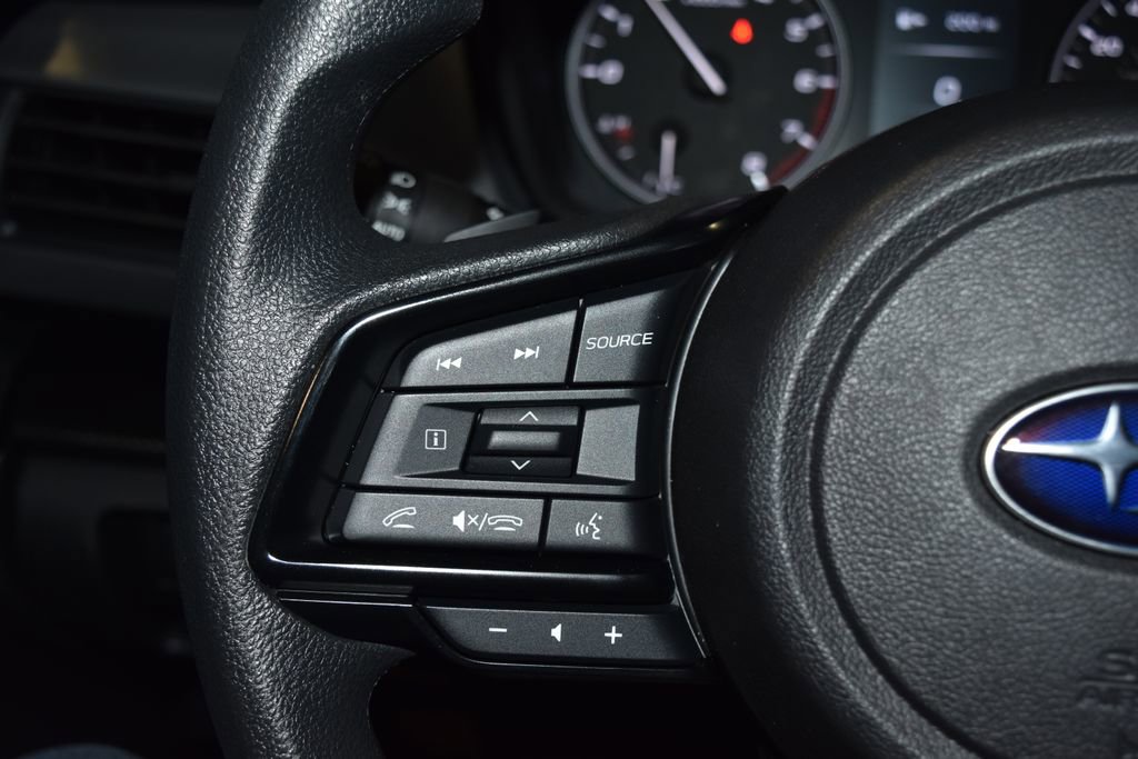 Used 2025 Subaru Crosstrek 2.0i Premium image 7