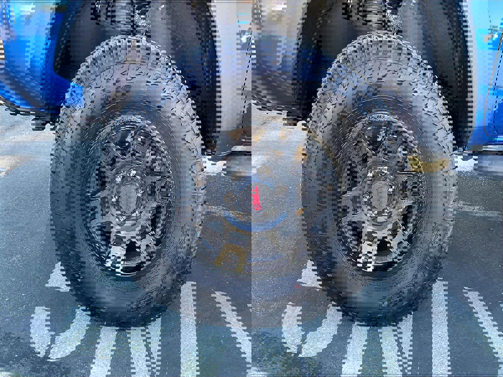 Used 2018 Toyota Tacoma TRD Off-Road w/ Technology Package image 12