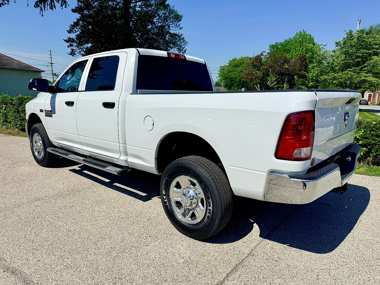 Used 2018 RAM 2500 Tradesman w/ Chrome Appearance Group AWD/4WD image 6
