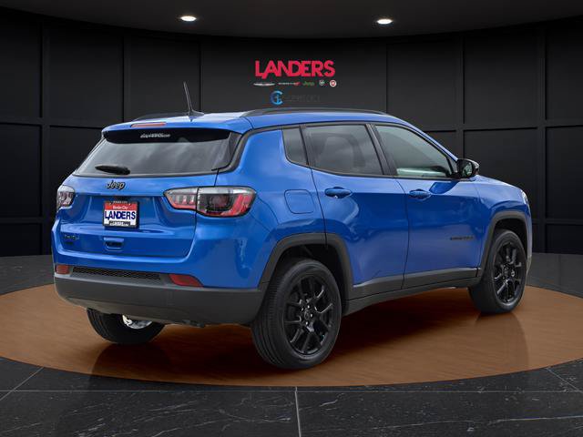 New 2026 Jeep Compass Latitude AWD/4WD image 3