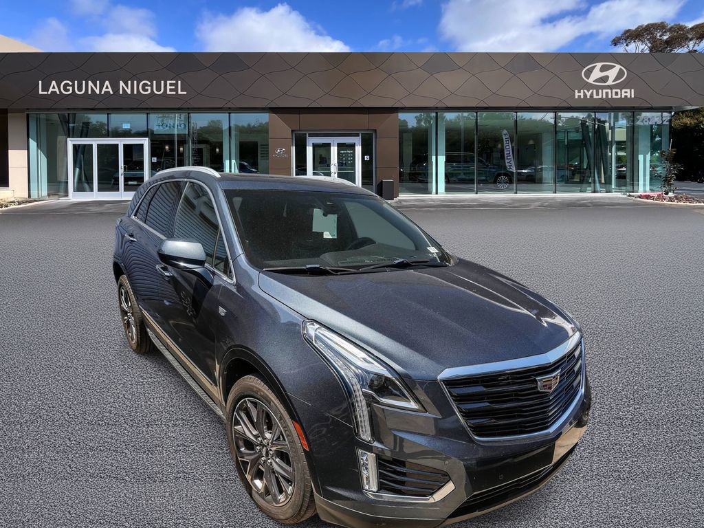 Used 2019 Cadillac XT5 Luxury w/ Sport Package FWD image 1