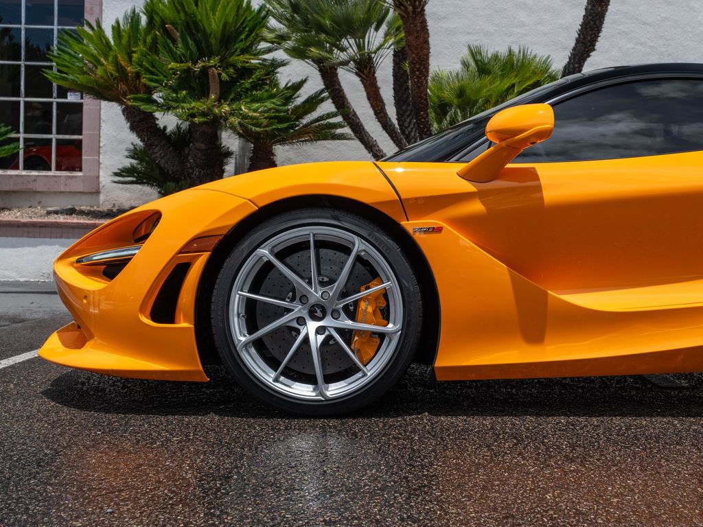 Used 2025 McLaren 750S RWD image 7
