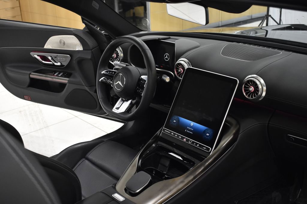 Certified 2023 Mercedes-Benz SL 43 AMG image 31