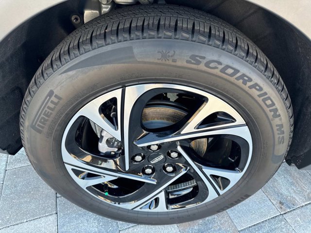 New 2025 Lincoln Nautilus Premier w/ Equipment Group 102A image 30