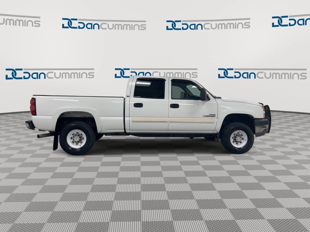 Used 2006 Chevrolet Silverado 2500 LT w/ Heavy-Duty Power Package RWD image 9