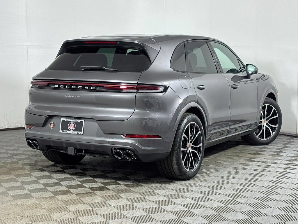 Certified 2026 Porsche Cayenne AWD/4WD image 7
