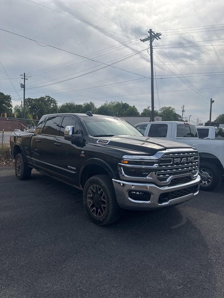 Used 2026 RAM 2500 Limited AWD/4WD image 2