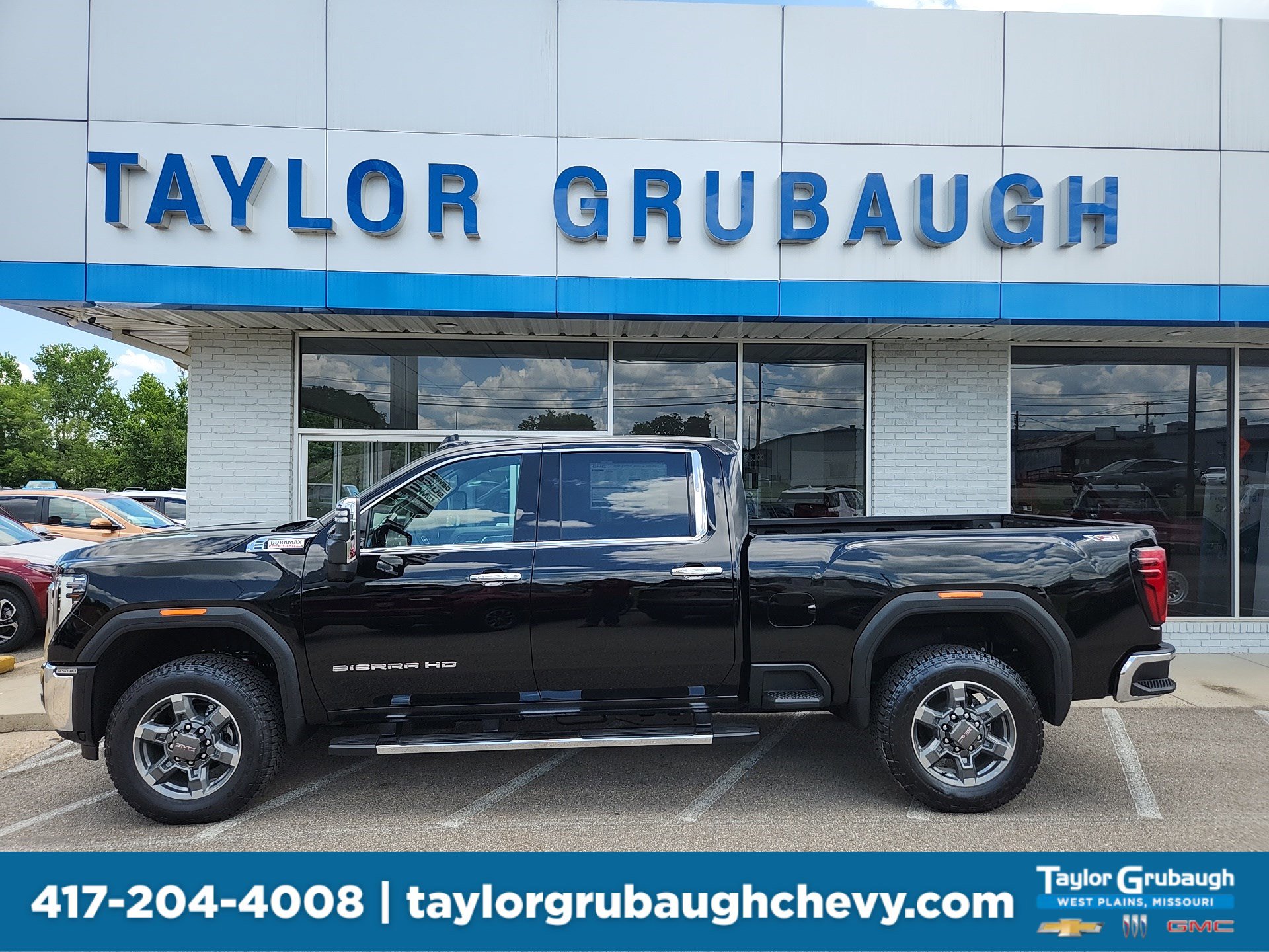 New 2025 GMC Sierra 3500 SLT w/ SLT Convenience Package