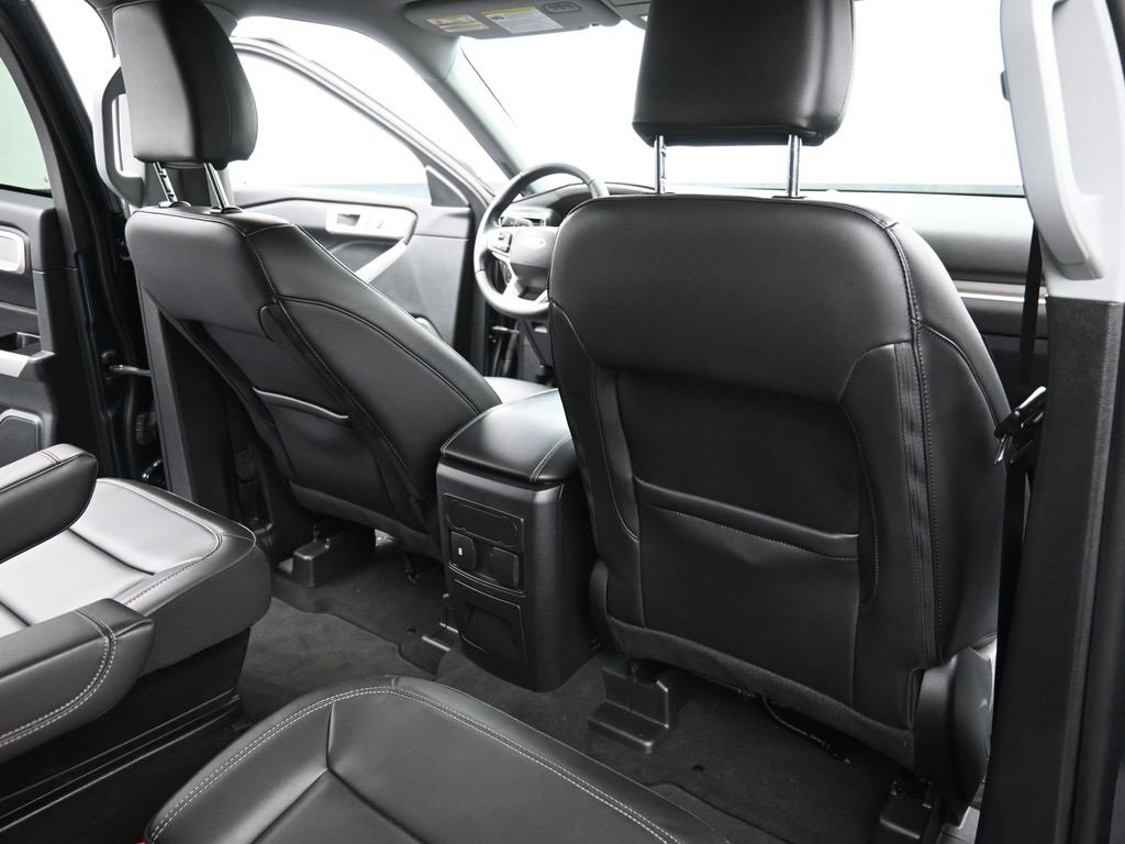 Certified 2023 Ford Explorer XLT w/ Equipment Group 202A image 12