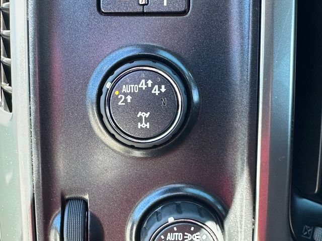 Used 2018 Chevrolet Silverado 1500 LT w/ All Star Edition AWD/4WD image 27